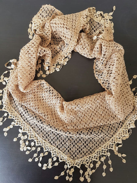 Triangle Netted Scarfs